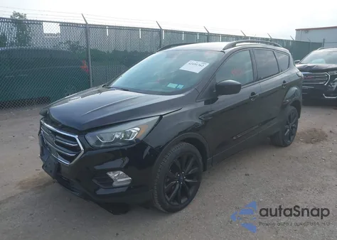 2017 Ford Escape Se z USA, uszkodzony, nr VIN 1FMCU9GD3HUD23702